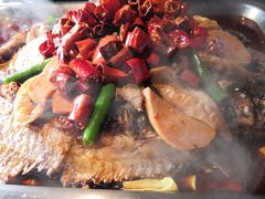 -辣尚瘾·烤鱼·新川菜(交大直营店)