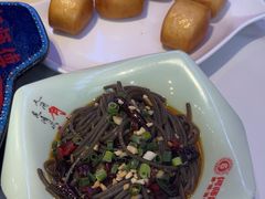 -何师傅美蛙鱼头(汉街店)