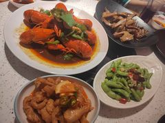 -沪小胖·小龙虾·蓝龙王(八佰伴店)