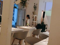 -春树下·树屋花房西餐厅(罍街AS1980店)