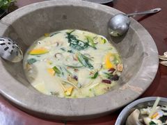 -姚记抚仙湖石锅鱼庄