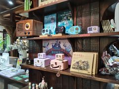 -良友书坊(安徽路店)
