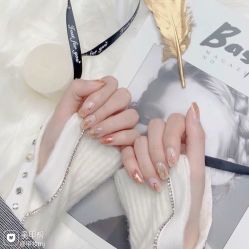 -Pink You美甲洗眉纹绣定制中心