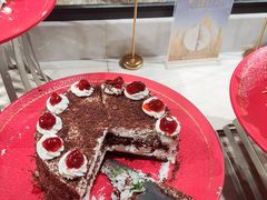 黑森林蛋糕-晶丽香榭自助餐(南京大饭店)