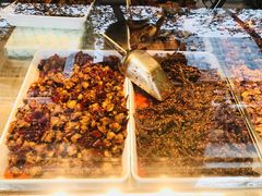-鑫记婆婆兔·成都特产·兔头手撕兔(太古里店)
