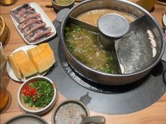 -巴奴毛肚火锅(龙湖锦艺城店)