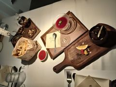 -春树下·树屋花房西餐厅(罍街AS1980店)