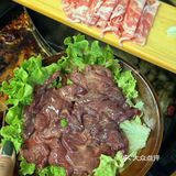 五一还去什么重庆，来青岛这家“戏精火锅店”