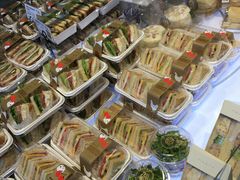 -巴黎贝甜(大宁国际商业广场店)