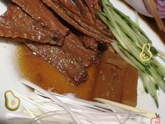 娄府酥骨带鱼-娄三少春饼·烤鸭(合生汇购物中心店)