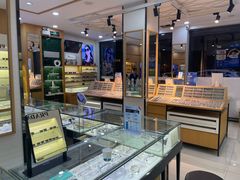 -光明眼镜·蔡司授权(徐泾店)
