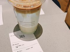 -瑞幸咖啡(怡富广场店)