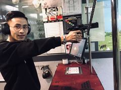 -都市枪神实弹射击俱乐部
