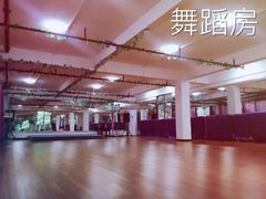 -金碧世纪花园游泳池