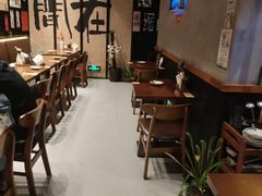 -8PINTS八品脱·日料·烧鸟·精酿小酒馆(莘庄店)