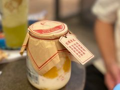 芒芒甘露酸奶瓶-喜茶(中山白水井店)