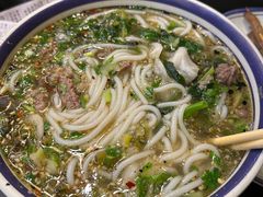 -云阿蛮云南生烫牛肉米线(奉贤路店)