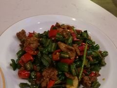 纳西小炒牦牛肉-滇越乘象云南餐厅(豆各庄店)
