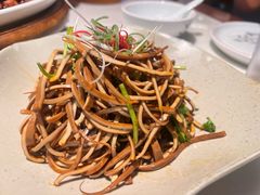 -蜀香格格•剁椒鱼头(龙西店)