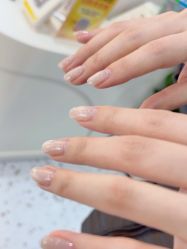 -进巍美甲