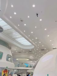 -MINI MARS 移动的空间站乐园·餐饮·派对(浦东金桥店)