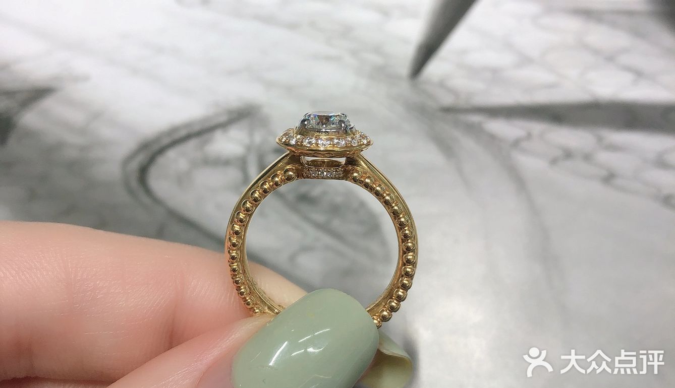 不一样的婚戒[调皮]