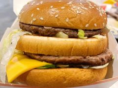 -麦当劳(展览路店)