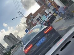 -中化道达尔加油站(周家嘴路站)