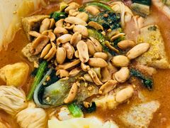 老酱麻辣烫-二钢串叔麻辣烫(华龙大厦店)
