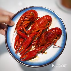 水腌菜红烧龙虾