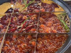 -正南齊北重庆老火锅(光华村直营店)