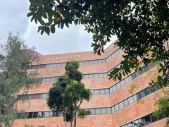 -香港理工大学