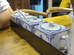 -鑫花溪牛肉米粉(人民广场店)