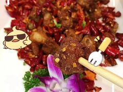 -阿瓦山寨·湘菜现炒·剁椒鱼头王(咸阳总店)