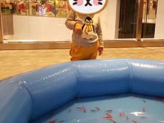 -资和信百货商场