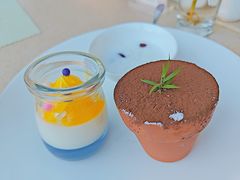 -亮马河饭店翠雅咖啡厅