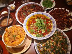 民国霸王兔-杨记隆府(时代天街店)