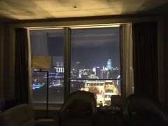 -南湖名都·景湖轩全日制餐厅·海鲜自助·东南亚风味·临湖而食