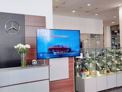 -奔驰北京极光星徽(四元桥店)