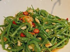-乔家小院•非遗驴肉•本地小海鲜(滨河路店)