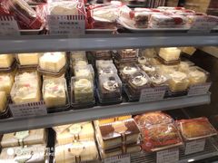 -红宝石·鲜奶小方·海派西点房(南丹店)