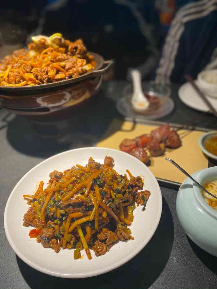 桂小厨(柳州万象城店)-"上次来柳州就吃过一次桂小厨 想带家里人尝.