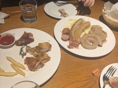 -普兰达德国餐厅·德式脆皮烤猪肘·自酿啤酒(观唐店)
