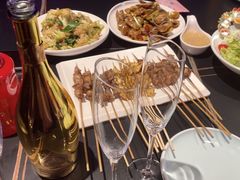 -粉墨特色菜·烧烤音乐酒馆