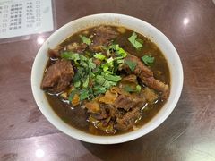 小碗筋头巴脑-清真牛街祥云轩门钉肉饼(左家庄店)