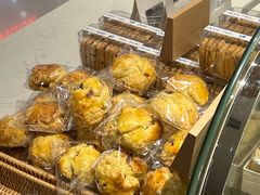 -小飞象面包公社(珠江路金鹰店)