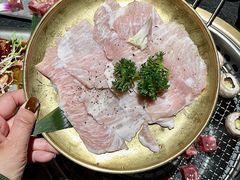 -何发发和牛烧肉·鳗鱼榴莲放题自助(乐峰广场店)