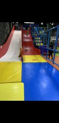 -蹦贝运动中心·蹦床·攀岩·闯关(龙岗店)
