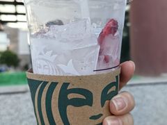 -星巴克(西安曲江银泰店)