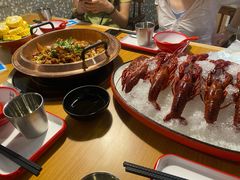 -虾弄弄海派小龙虾·牛羊蝎子火锅